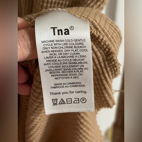 Aritzia TNA Waffle Brown Oversized Mockneck Turtleneck Sweater Dress Long Sleeve - Picture 3 of 8